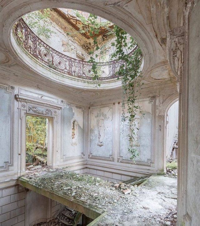 Beautiful Abandoned Places (25 pics)