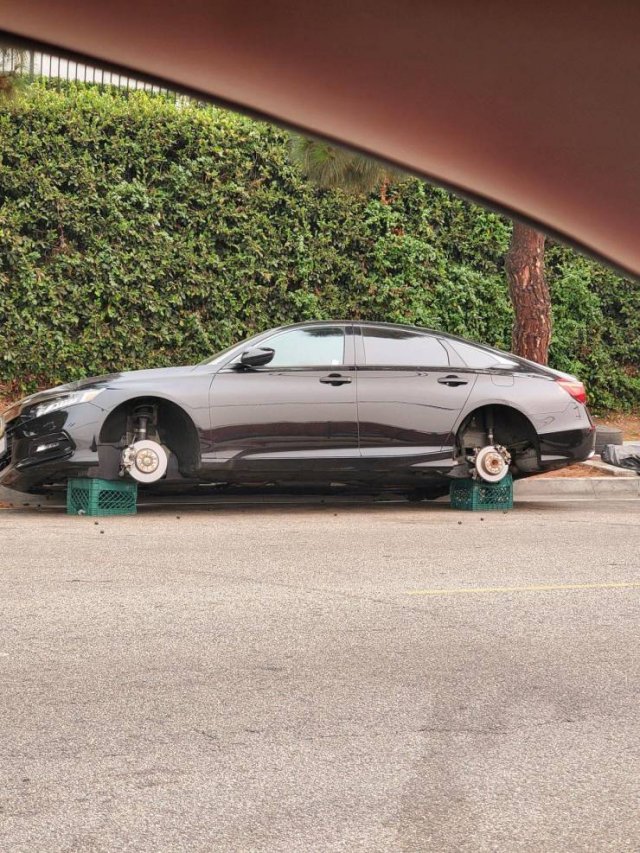 Bad Days Happen (46 pics)
