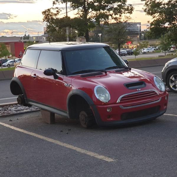 Bad Days Happen (46 pics)