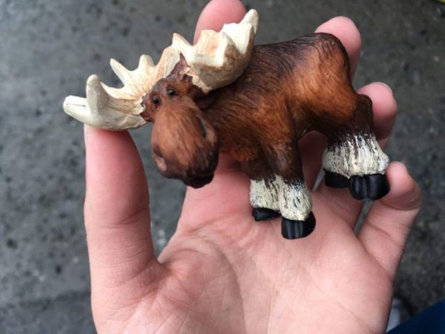 Interesting Souvenirs (18 pics)