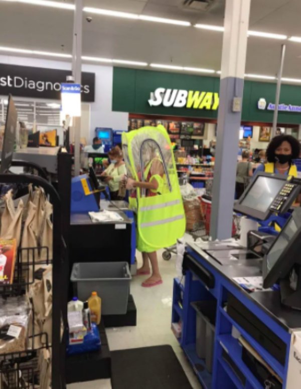 Weird Walmart People (31 pics)