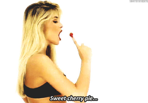 The Hottest Video Clips Of All Time (21 pics) The Hottest Video Clips Of All Time (21 pics)