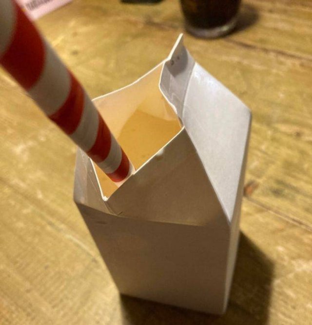 Weird Drinks Serving (19 pics) Weird Drinks Serving (19 pics)