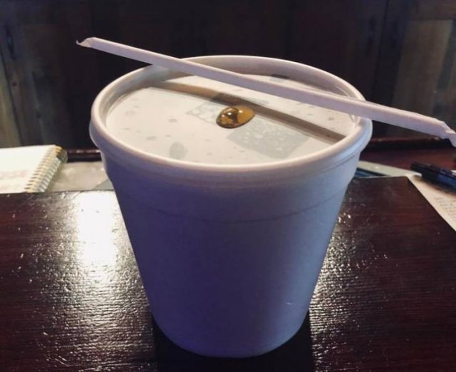 Weird Drinks Serving (19 pics) Weird Drinks Serving (19 pics)
