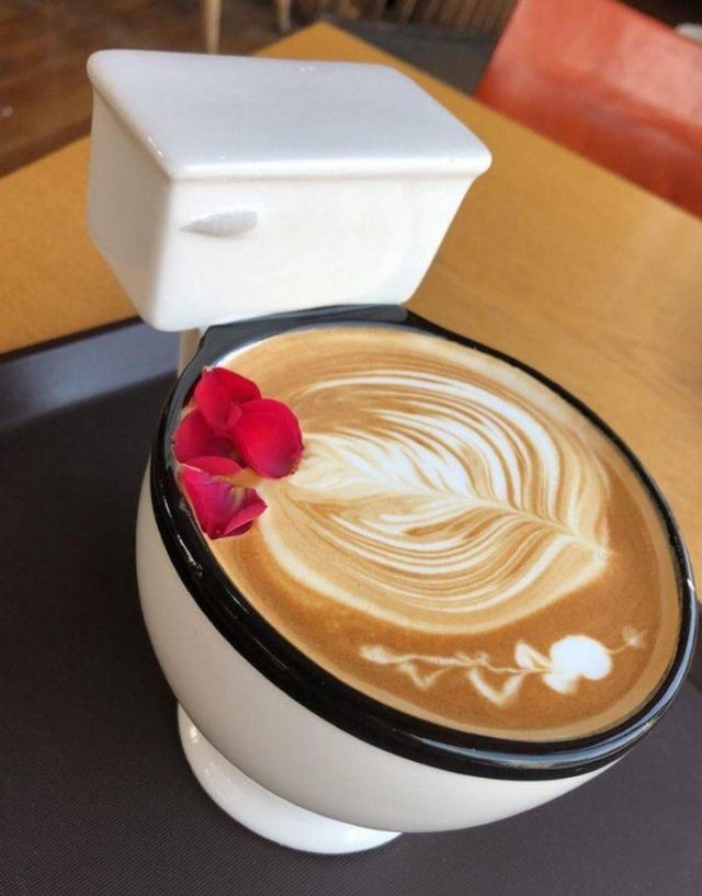 Weird Drinks Serving (19 pics) Weird Drinks Serving (19 pics)