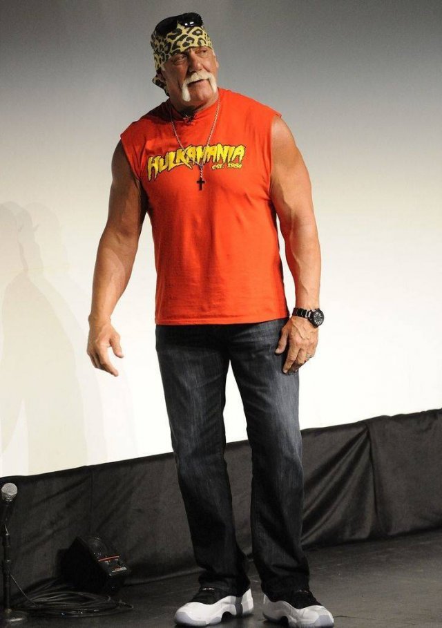 Real Celebrities Height (24 pics) Real Celebrities Height (24 pics)