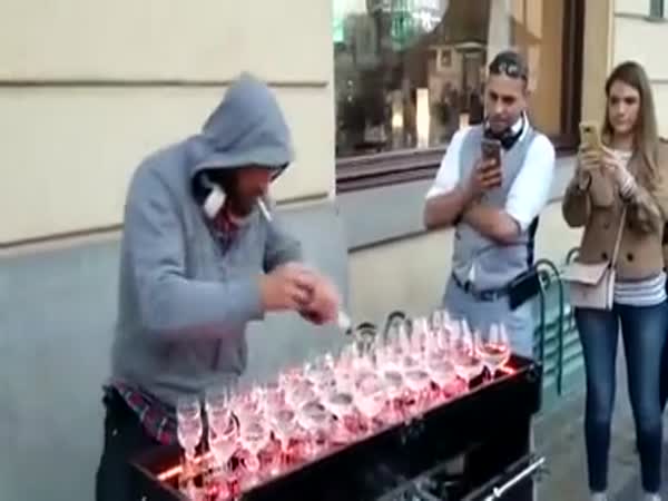 Amazing Street Performance