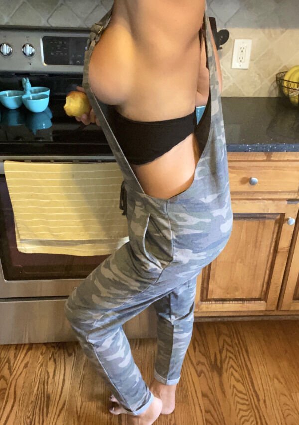 Side View (33 pics)