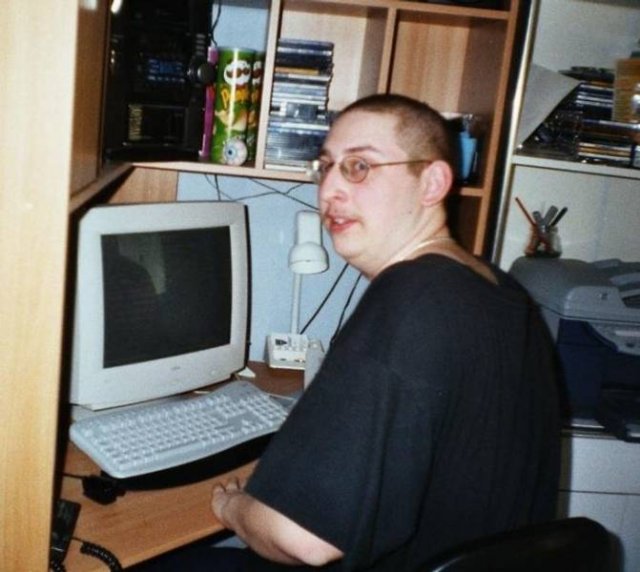 Photos People Would Like To Forget (35 pics)