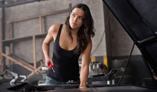 Actors Typical Roles (24 pics)