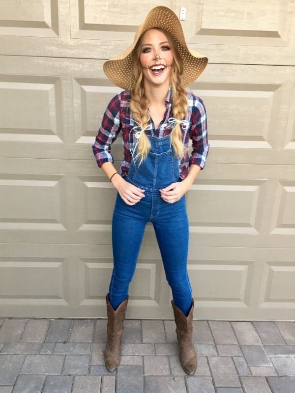Hot Halloween Costumes (26 pics) Hot Halloween Costumes (26 pics)