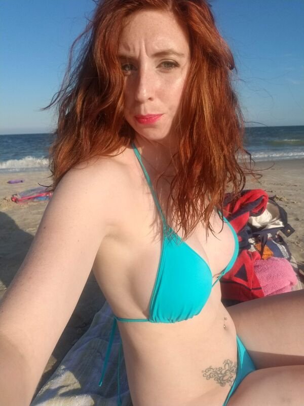 Redhead Beauties (47 pics)