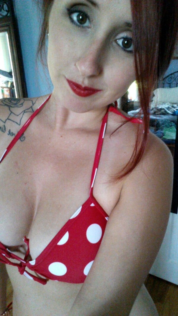 Redhead Beauties (47 pics)