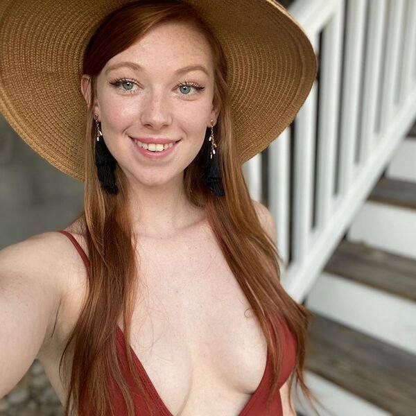 Redhead Beauties (47 pics)