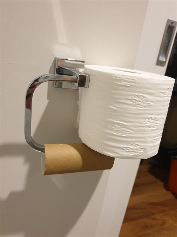 Bad Days Happen (24 pics)