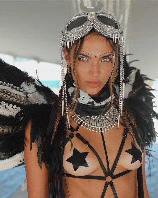 Girls On Music Festivals (31 pics)