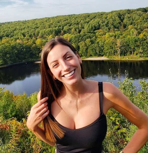Beautiful Girls And Outdoors (42 pics)