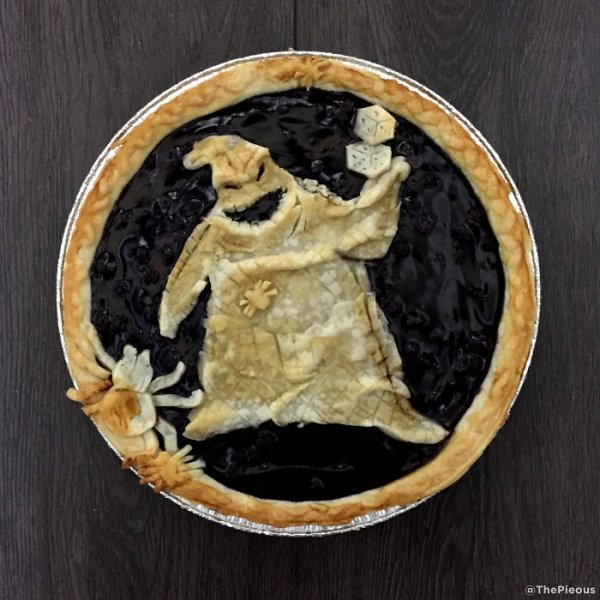 Amazing Halloween Pies (24 pics)