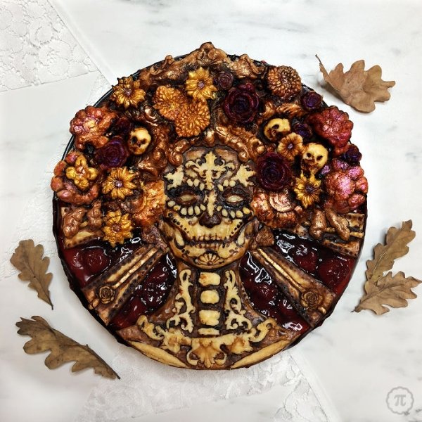 Amazing Halloween Pies (24 pics)