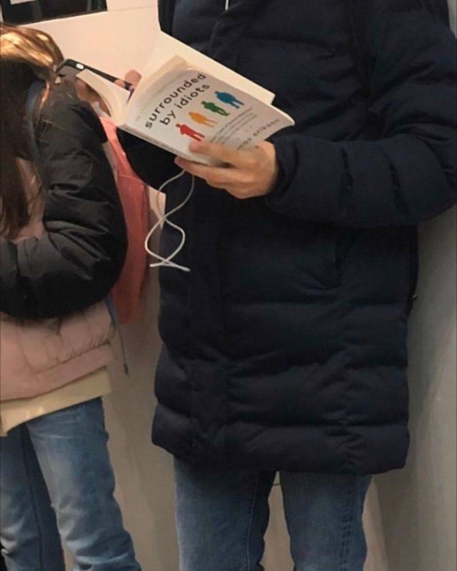 Subway Books (30 pics)
