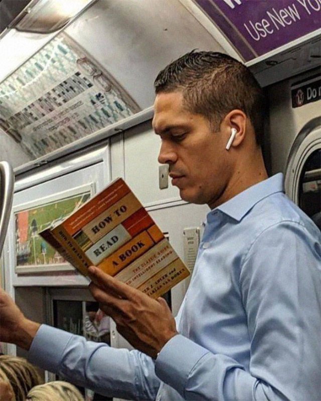Subway Books (30 pics)