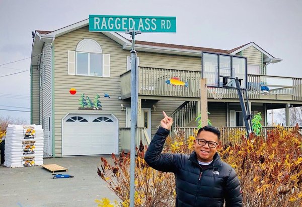 Weird Canada Places (22 pics)