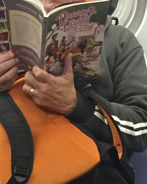 Books People Read In Subway (42 pics)