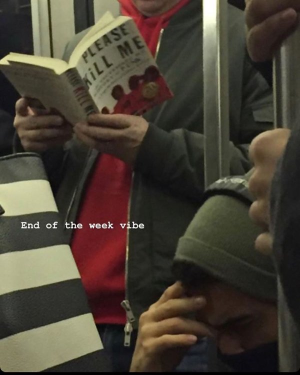 Books People Read In Subway (42 pics)
