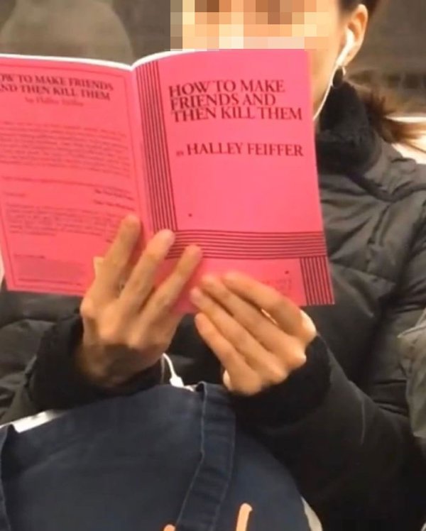Books People Read In Subway (42 pics)