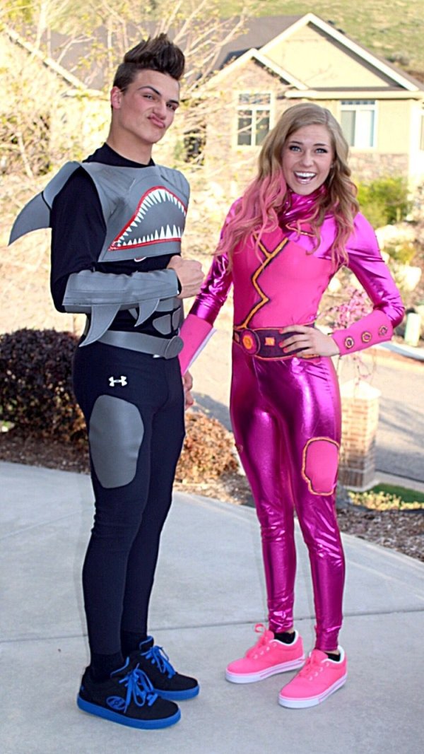 Popular 2020 Halloween Costumes (28 pics) Popular 2020 Halloween Costumes (28 pics)