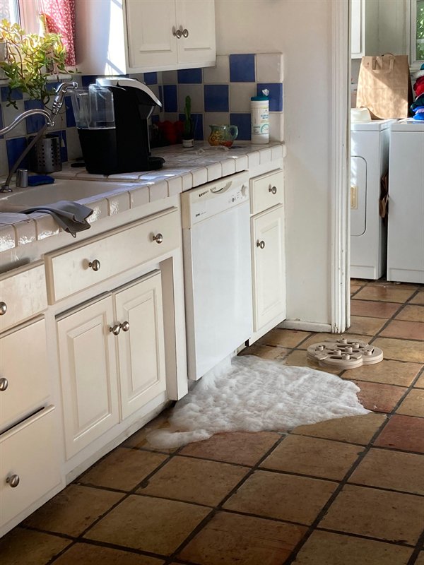 Bad Days Happen (24 pics)