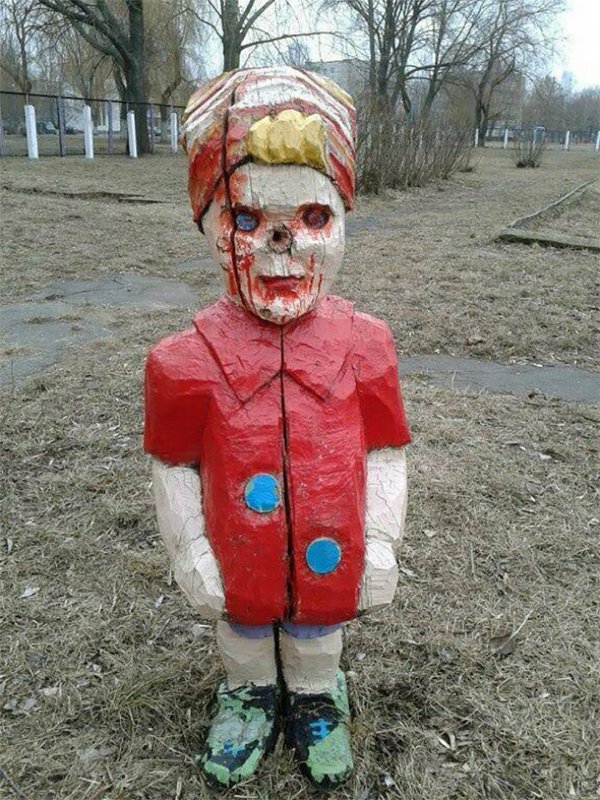 Sad And Scary Playgrounds (35 pics)
