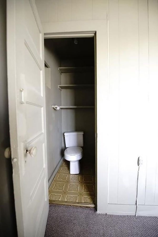 What's Wrong With This Real Estate? (35 pics) What's Wrong With This Real Estate? (35 pics)