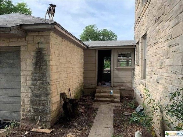 What's Wrong With This Real Estate? (35 pics) What's Wrong With This Real Estate? (35 pics)
