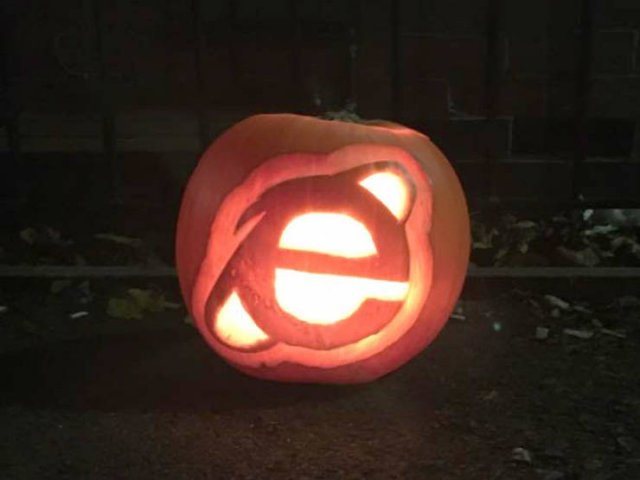 Weird Halloween Pumpkins (19 pics)