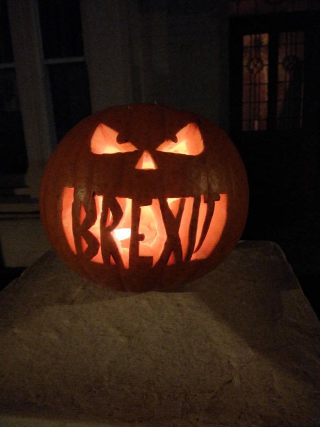 Weird Halloween Pumpkins (19 pics)