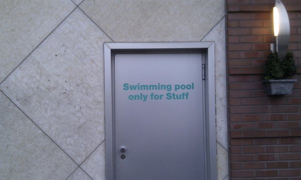 Wrong Spelling (26 pics)