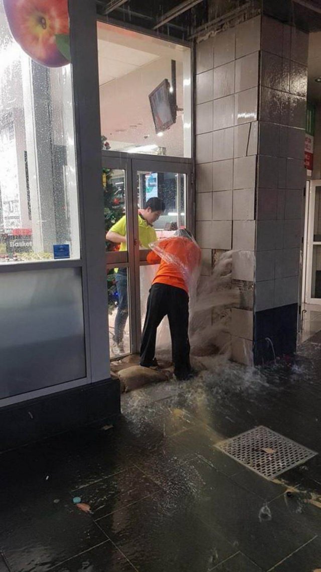 Bad Days Happen (46 pics)