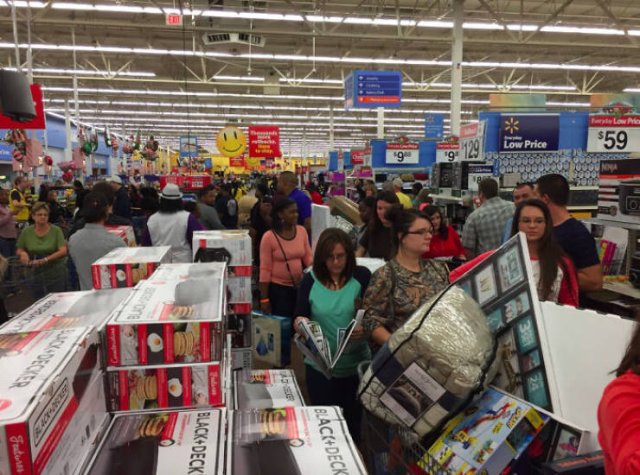 Retail Employees Reality (39 pics) Retail Employees Reality (39 pics)