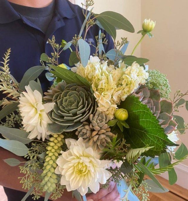These People Saved Money On Their Wedding Days (24 pics)