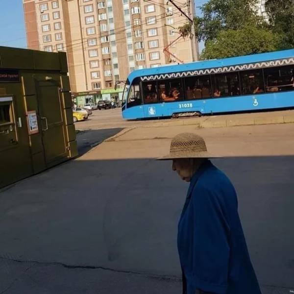 Interesting Coincidences (20 pics) Interesting Coincidences (20 pics)