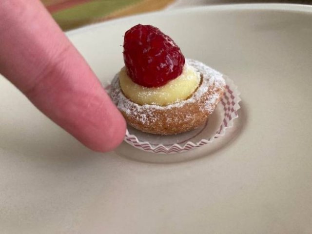 Just Compare These Things (23 pics)