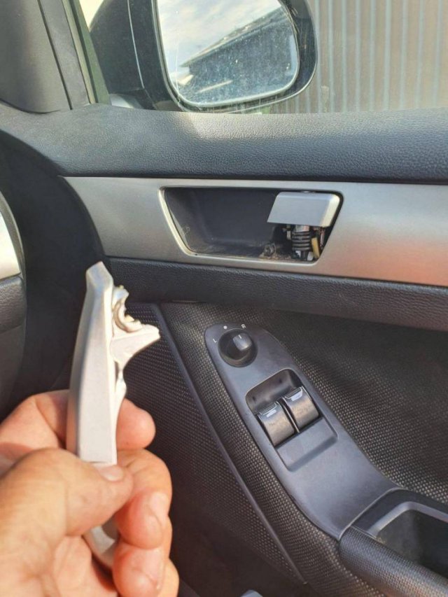 Bad Days Happen (42 pics)
