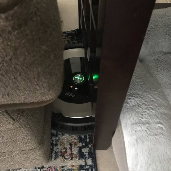 Vacuum Cleaning Fails (50 pics)