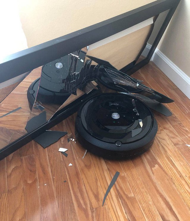 Vacuum Cleaning Fails (50 pics)