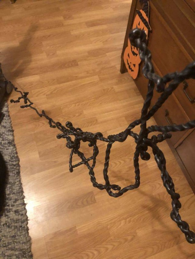 Vacuum Cleaning Fails (50 pics)
