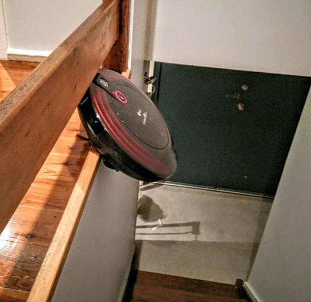 Vacuum Cleaning Fails (50 pics)