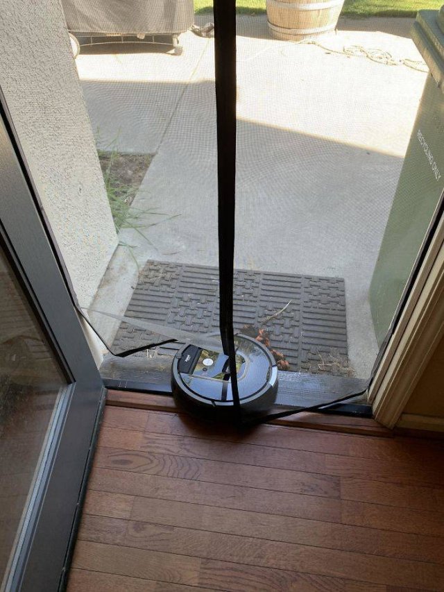 Vacuum Cleaning Fails (50 pics)