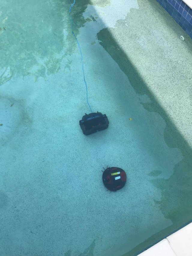 Vacuum Cleaning Fails (50 pics)