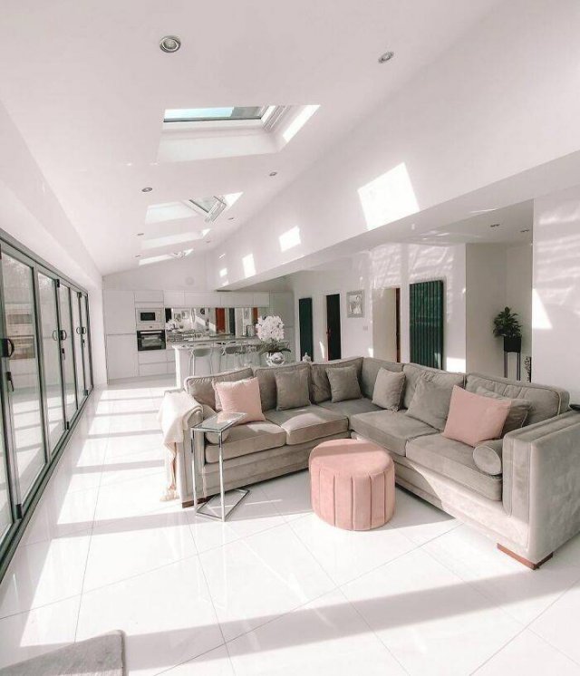 Splendid Transformation Of An Old House Into A Luxury Mansion (30 pics)
